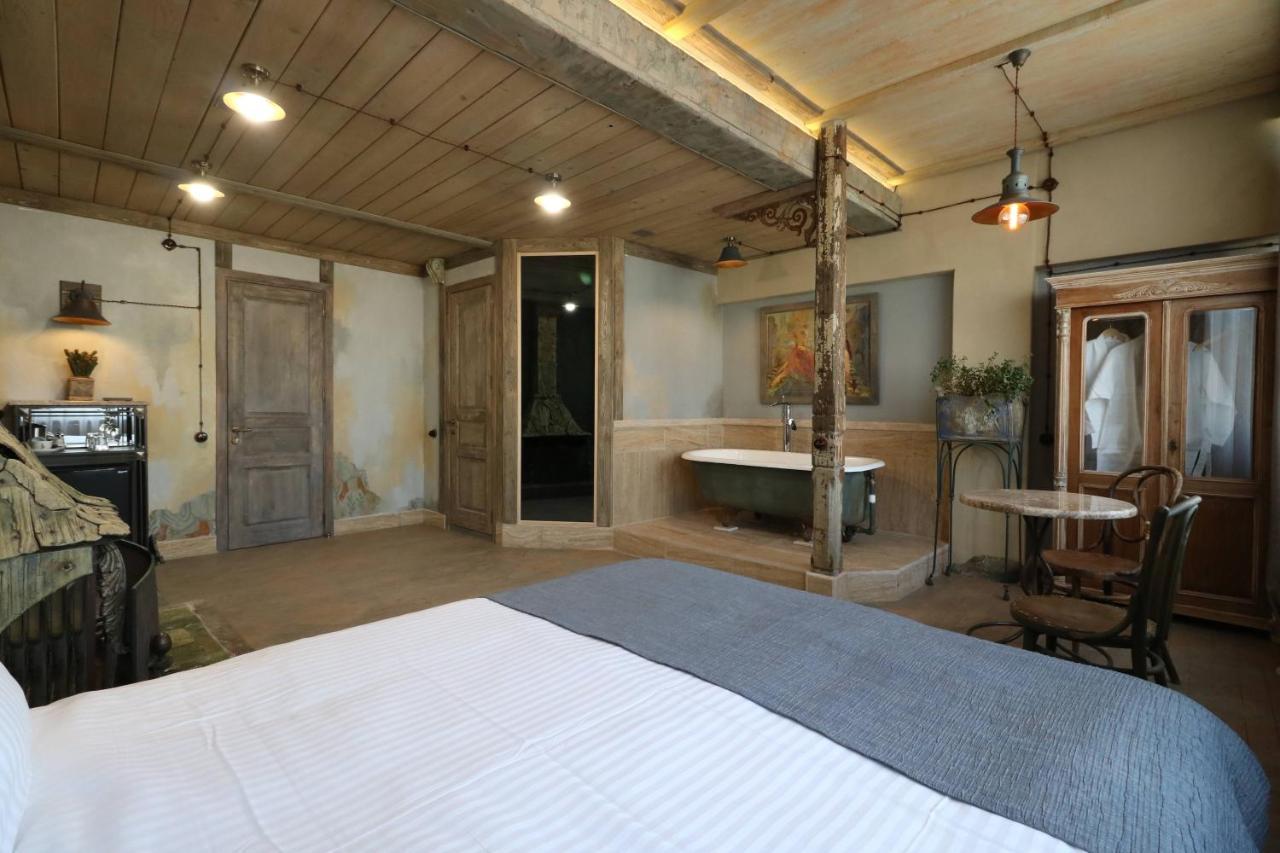 Artists Residence In Tbiliszi Kültér fotó