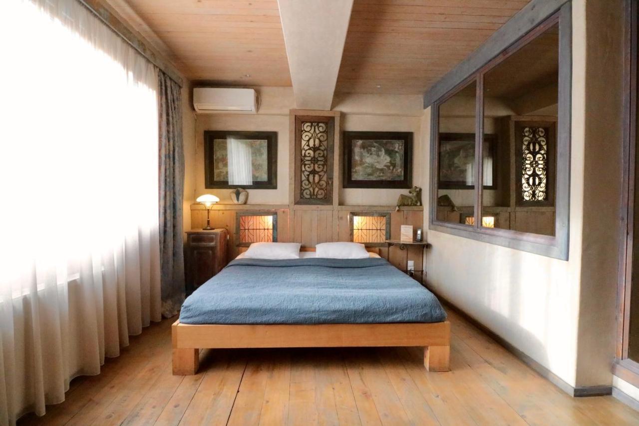 Artists Residence In Tbiliszi Kültér fotó
